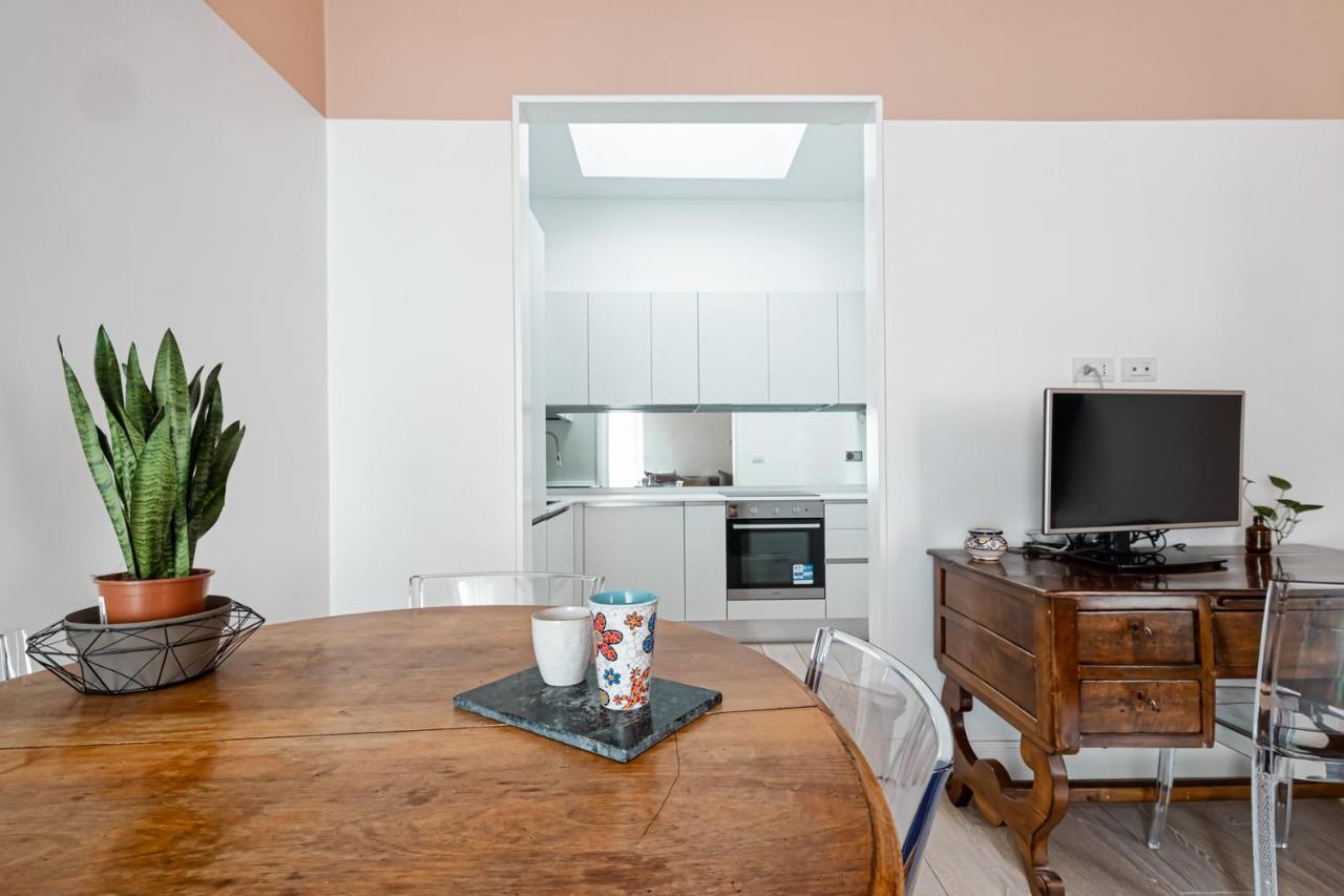 רומא Fontana Di Trevi!! Comfy&Elegant 3Bedroom 2Bath מראה חיצוני תמונה