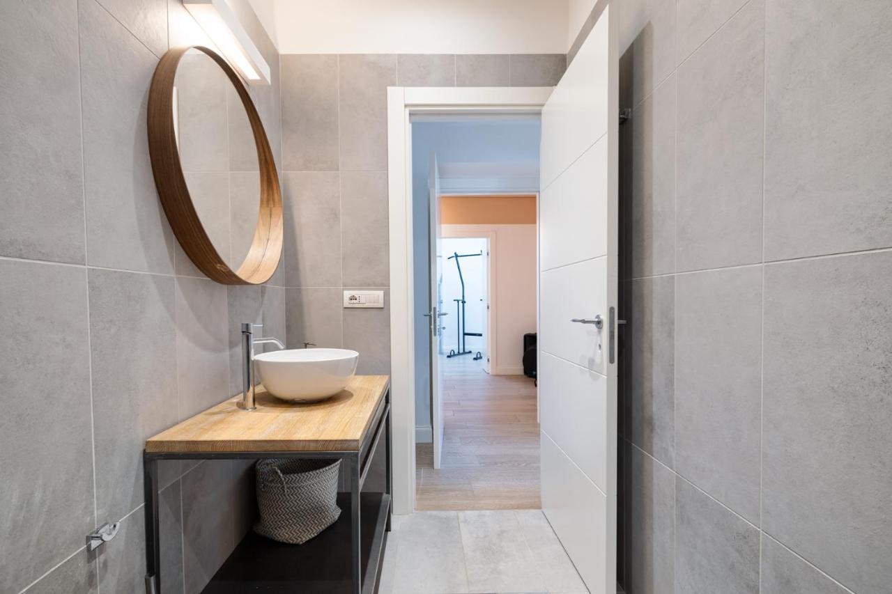 רומא Fontana Di Trevi!! Comfy&Elegant 3Bedroom 2Bath מראה חיצוני תמונה